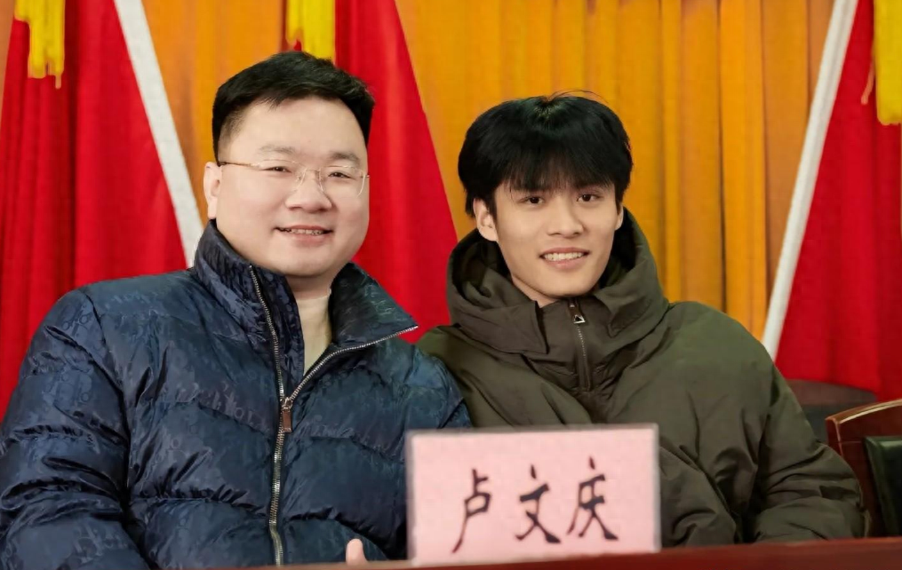 三只羊卢总录音门后续:卓仕琳七老板删报警回执,大杨嫂删文,网友:坐等新瓜