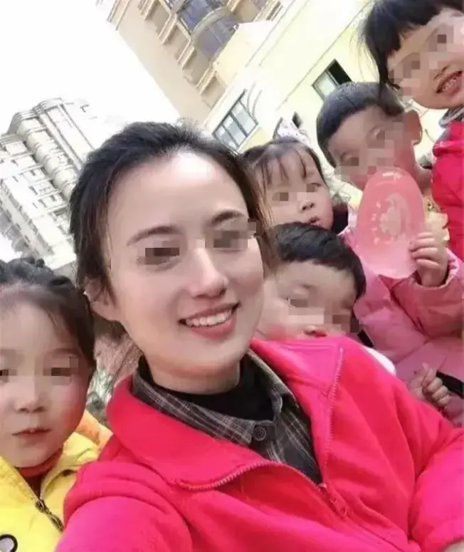 江苏家长出轨女幼师事件持续升温!吃瓜网友:女主照片太惊艳了